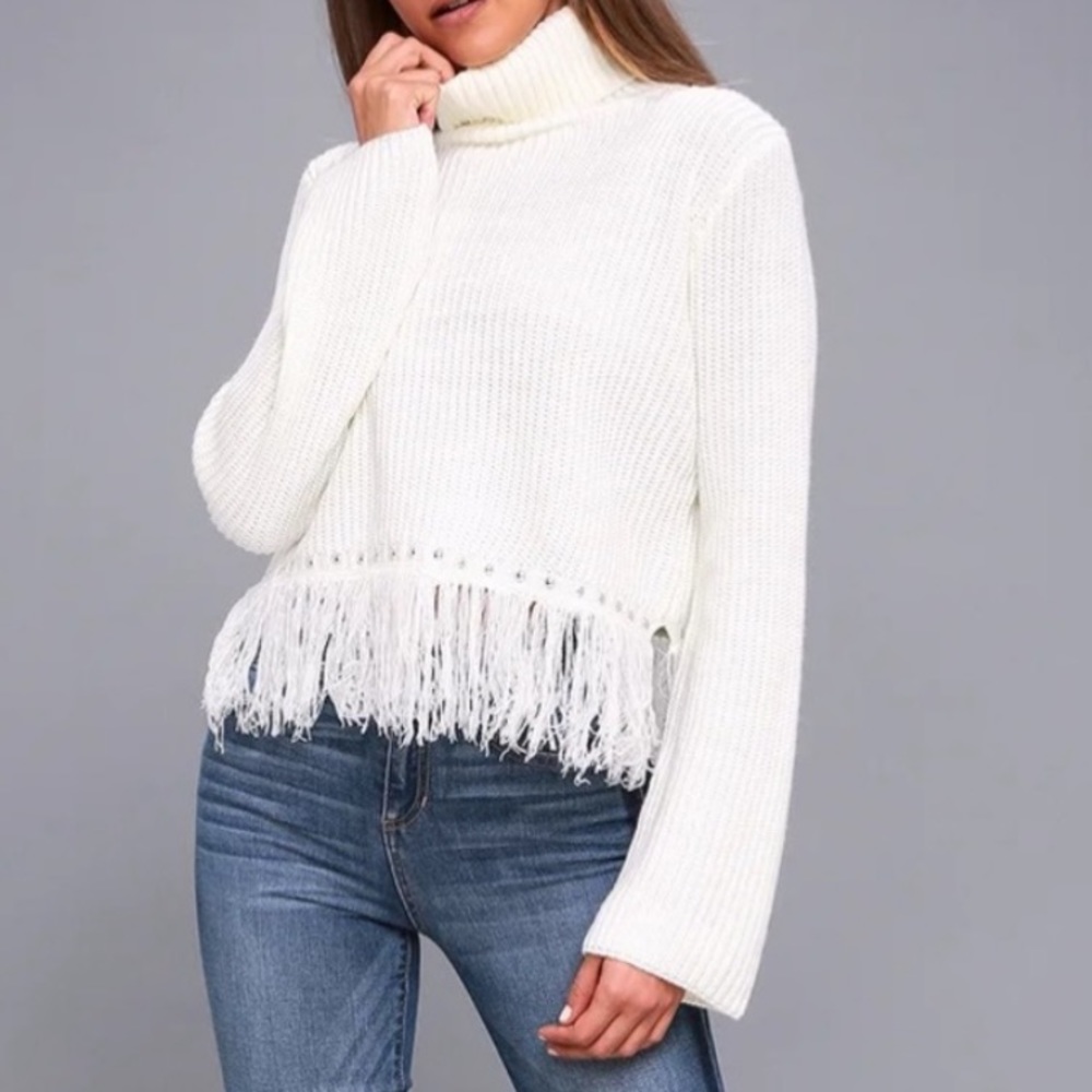 Lulu’s Freethinker Cream Fringe Cropped Sweater